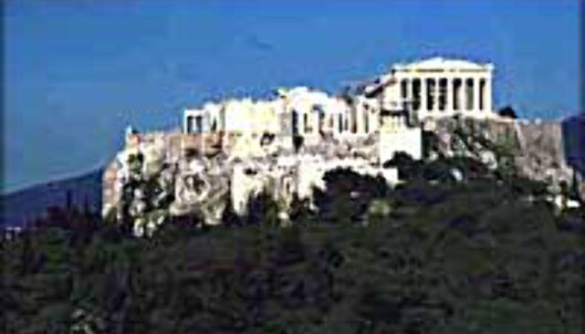 Akropolis i Aten. En av mange severdigheter du kan få med deg i OL-byen. <I>Foto: Jorge Tutor</I> Foto: Jorge Tutor Akropolis i Aten. En av mange severdigheter du kan få med deg i OL-byen. <I>Foto: Jorge Tutor</I> Foto: Jorge Tutor