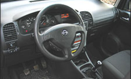 image: 3. Opel Zafira: Overleveren image: 3. Opel Zafira: Overleveren