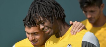 Asker-gutt er blitt bestevenn med Carlos Tévez i Juventus Asker-gutt er blitt bestevenn med Carlos Tévez i Juventus