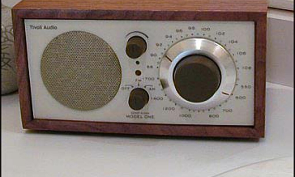 Model One AM/FM
Pris = 1.295.- Model One AM/FM
Pris = 1.295.-