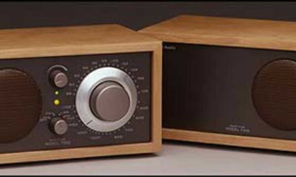 Model Two AM/FM
Pris = 1.995.- Model Two AM/FM
Pris = 1.995.-