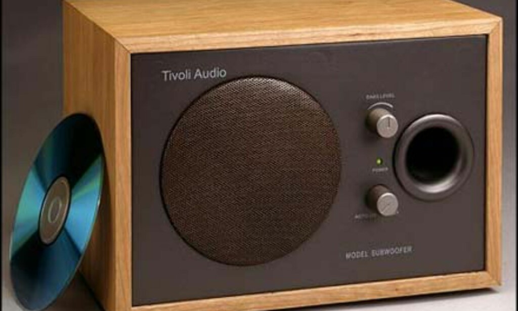 Henry Kloss Model Subwoofer
Pris = 995.- Henry Kloss Model Subwoofer
Pris = 995.-