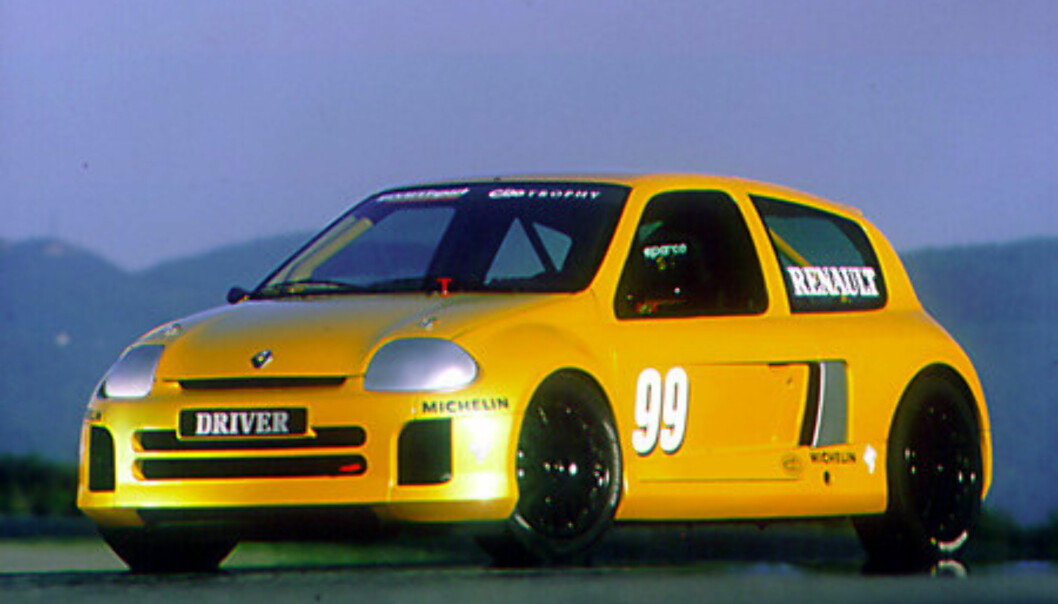 Stort bilde Clio Trophy forfra Stort bilde Clio Trophy forfra