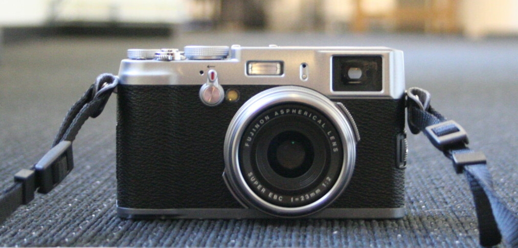 Fujifilm X100 Fujifilm X100