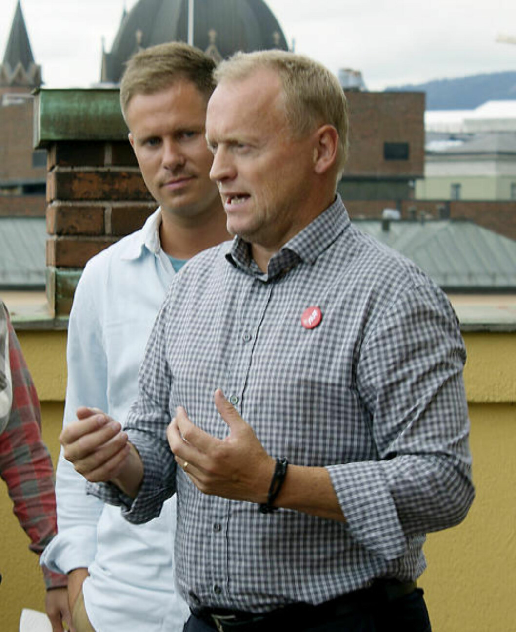 LANGE DAGER: Raymond Johansen (Ap) motivierer AUFerne til valgkampen. Foto: Maria Knoph Vigsnæs LANGE DAGER: Raymond Johansen (Ap) motivierer AUFerne til valgkampen. Foto: Maria Knoph Vigsnæs
