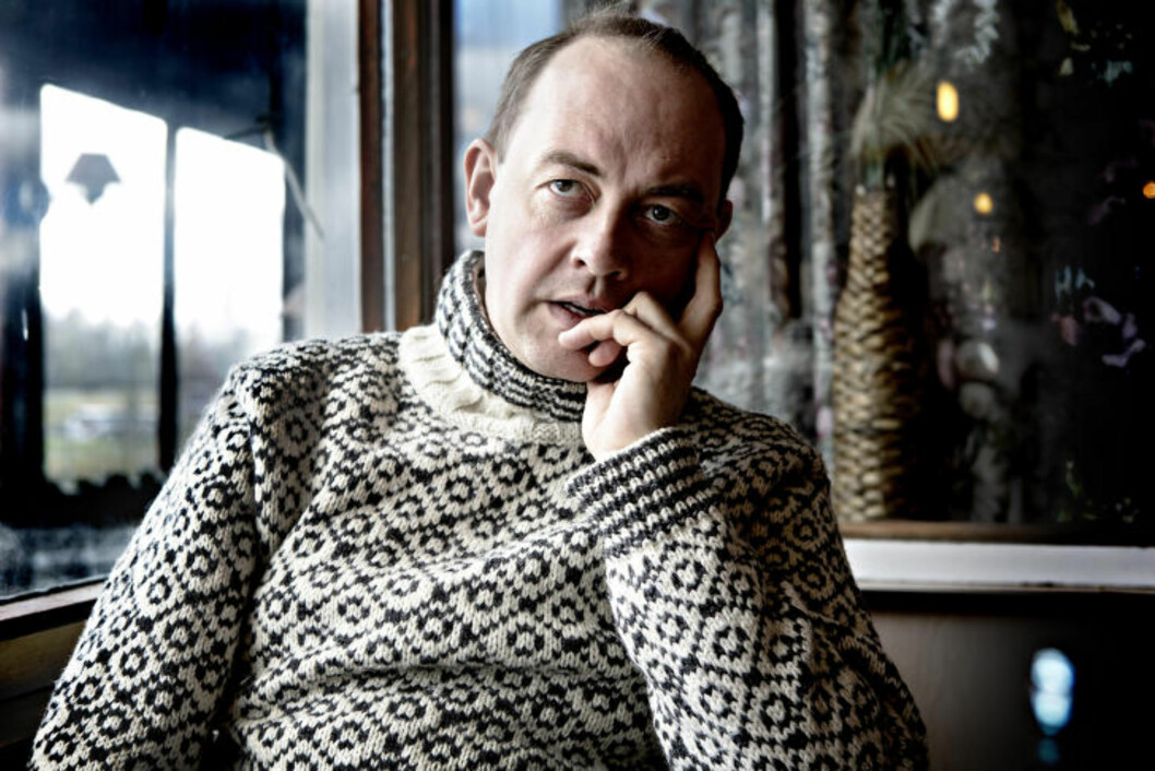 <strong>HÅNDVERK:</strong> Stian Carstensen er virtuos på flere instrumenter, og siterer gjerne en av lærerne fra Jazzlinja, saksofonisten John Pål Inderberg: «Håndverket er viktigst, kunsten kommer av seg sjøl.» Viktig i ei tid der mange later til å tro på det motsatte, mener han. FOTO: LARS EIVIND BONES / DAGBLADET <strong>HÅNDVERK:</strong> Stian Carstensen er virtuos på flere instrumenter, og siterer gjerne en av lærerne fra Jazzlinja, saksofonisten John Pål Inderberg: «Håndverket er viktigst, kunsten kommer av seg sjøl.» Viktig i ei tid der mange later til å tro på det motsatte, mener han. FOTO: LARS EIVIND BONES / DAGBLADET
