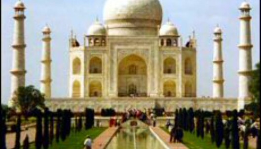 En tur til Taj Mahal avslutter ebookers 8-dagers rundreise i India. Til kun 3500 kroner er dette ukens desidert beste reisekupp! <I>Foto: www.aviewoncities.com</I> Foto: www.aviewoncities.com En tur til Taj Mahal avslutter ebookers 8-dagers rundreise i India. Til kun 3500 kroner er dette ukens desidert beste reisekupp! <I>Foto: www.aviewoncities.com</I> Foto: www.aviewoncities.com