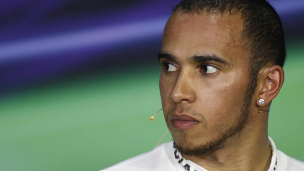 <strong>BLE TIL SLUTT NUMMER TRE:</strong> Lewis Hamilton kom på pallen i Malasyas Grand Prix. Foto: REUTERS/Samsul Said/NTB scanpix <strong>BLE TIL SLUTT NUMMER TRE:</strong> Lewis Hamilton kom på pallen i Malasyas Grand Prix. Foto: REUTERS/Samsul Said/NTB scanpix