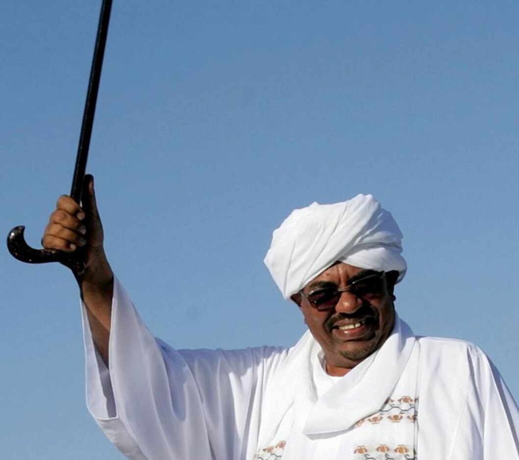 KRIG: Sudans president Omar al-Bashir har nå gått med på å snakke med Sør-Sudan, etter harde kamper den siste tida. Foto: AFP / NTB Scanpix KRIG: Sudans president Omar al-Bashir har nå gått med på å snakke med Sør-Sudan, etter harde kamper den siste tida. Foto: AFP / NTB Scanpix