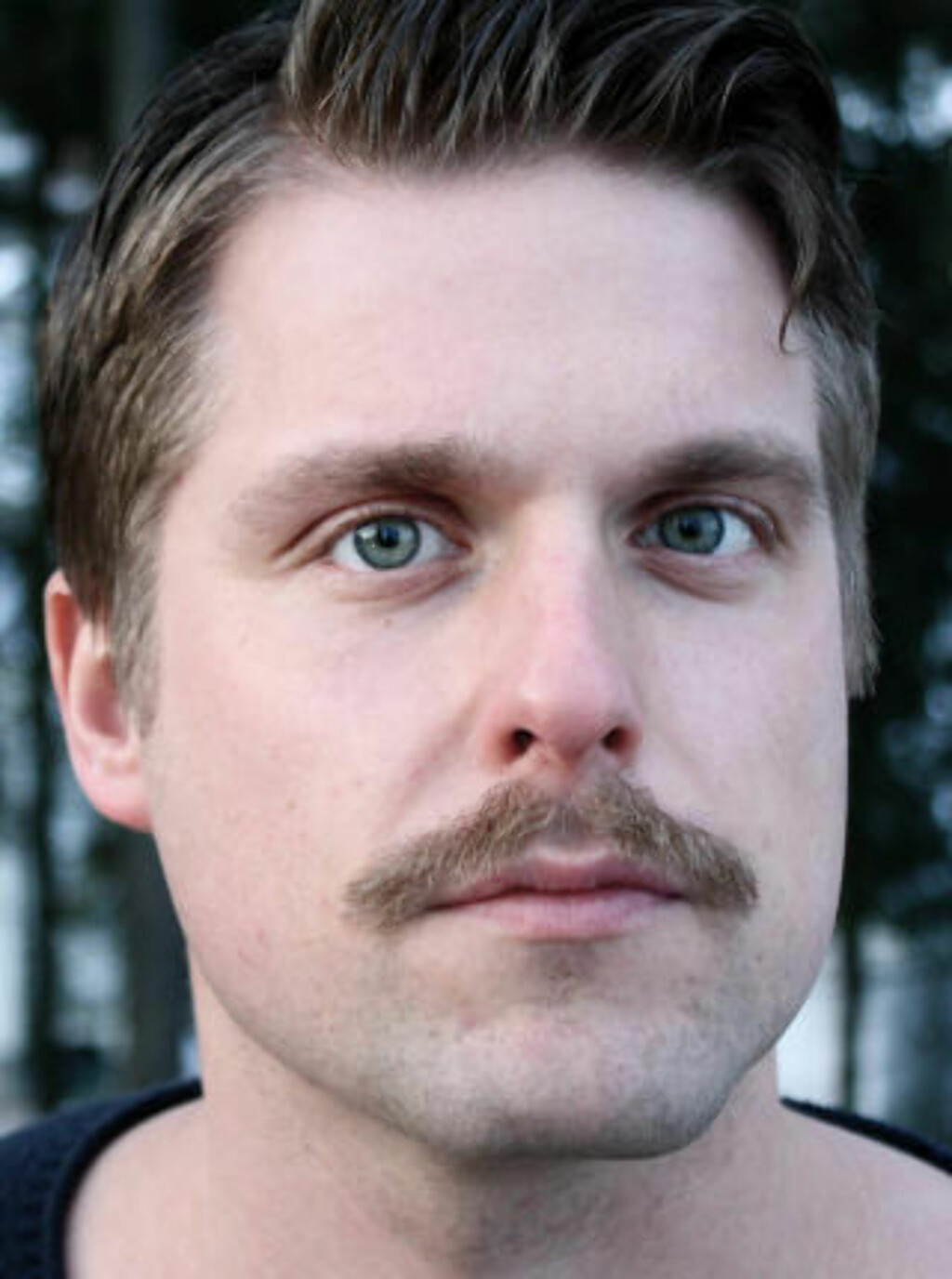 Eivind Hofstad Evjemo, forfatter. Eivind Hofstad Evjemo, forfatter.