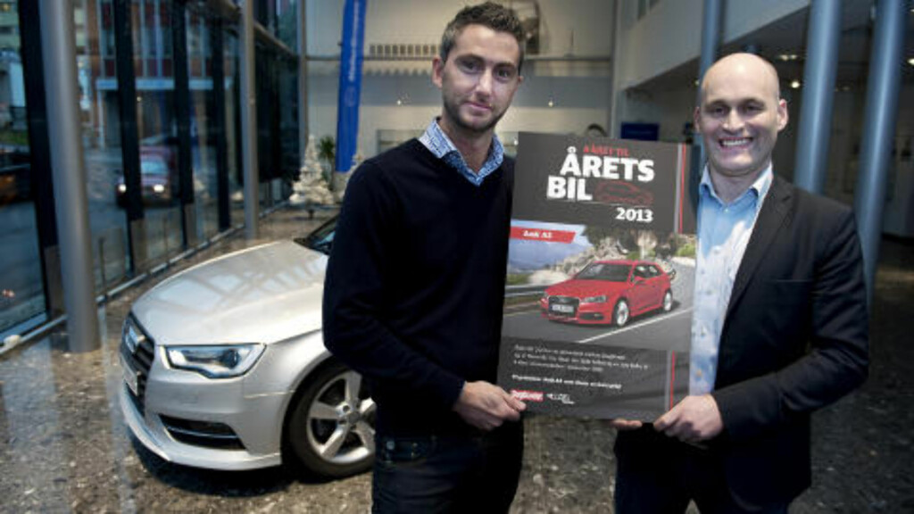 GLADE VINNERE: Informasjonssjef Marius Tegneby og direktør Vidar Eriksen, Foto: Øistein Norum Monsen GLADE VINNERE: Informasjonssjef Marius Tegneby og direktør Vidar Eriksen, Foto: Øistein Norum Monsen
