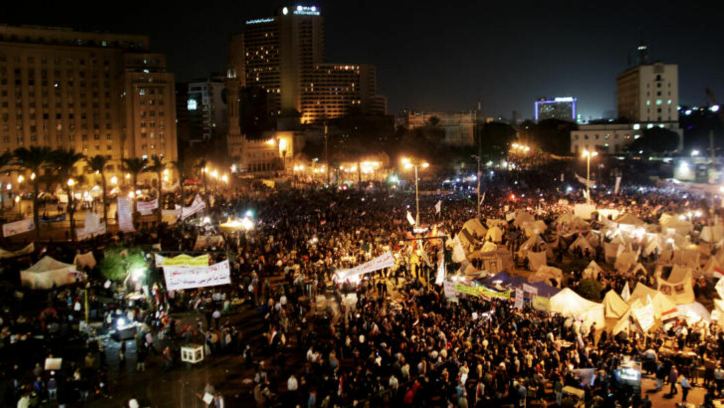 CAMPER I RUNDKJØRING: Demonstranter på Tahrirplassen i Kairo i går kveld. Foto: Maya Alleruzzo / AP Photo / NTB Scanpix CAMPER I RUNDKJØRING: Demonstranter på Tahrirplassen i Kairo i går kveld. Foto: Maya Alleruzzo / AP Photo / NTB Scanpix