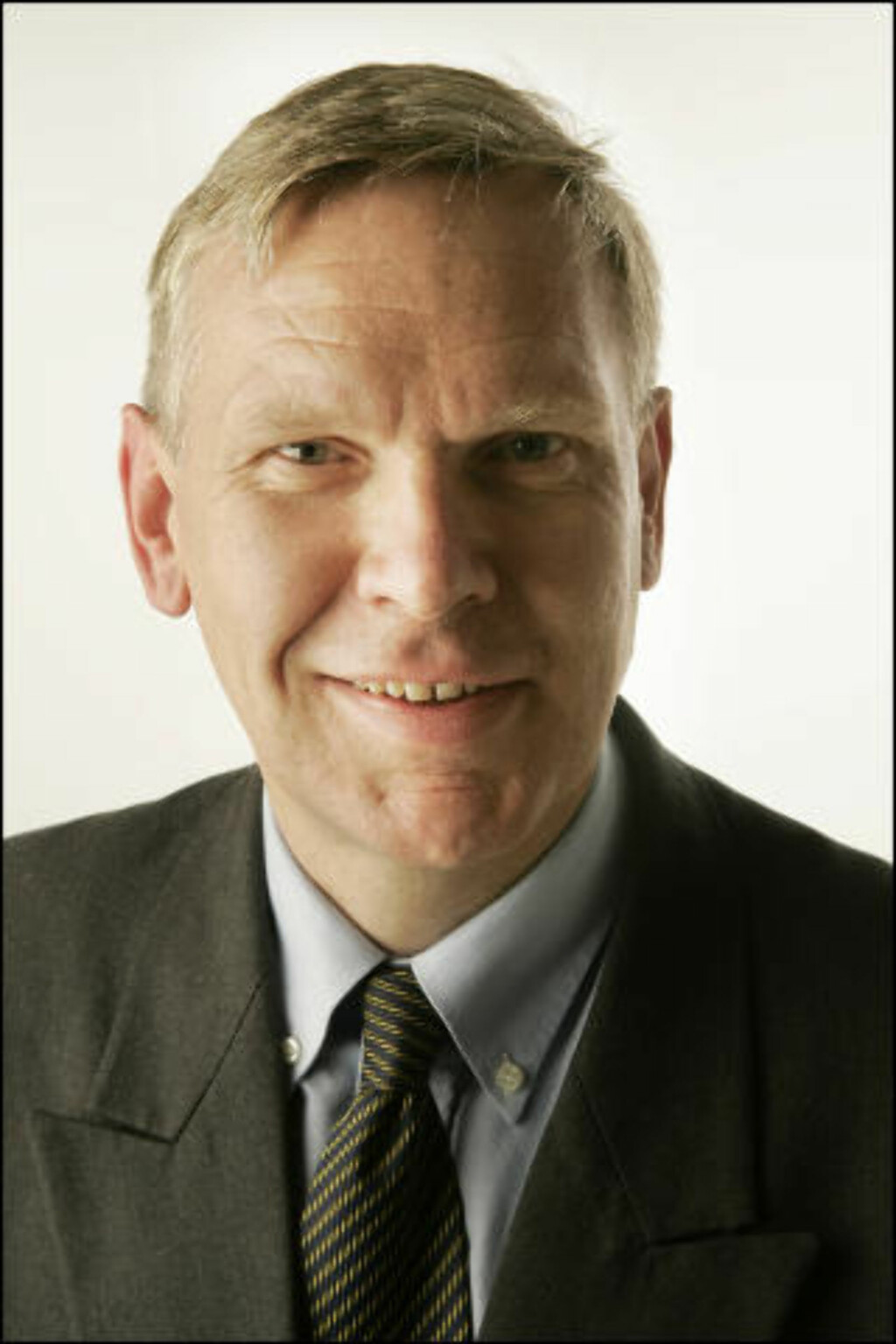 VIKTIG MED KONTROLL: Jørgen Myrland, administrerende direktør i Cisco Norge, mener undersøkelsen beviser at det er viktig å ta kontroll over egen mobilbruk. Foto: Cisco VIKTIG MED KONTROLL: Jørgen Myrland, administrerende direktør i Cisco Norge, mener undersøkelsen beviser at det er viktig å ta kontroll over egen mobilbruk. Foto: Cisco