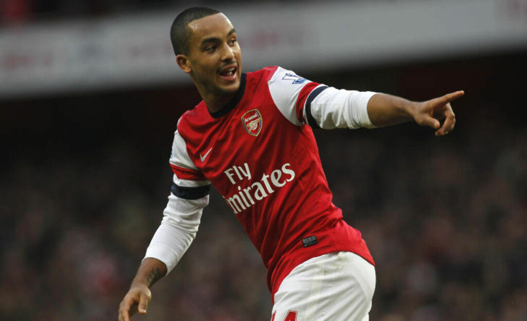 BLIR IKKE ENIG MED ARSENAL: Theo Walcott skal ha avslått et tilbud på 75 000 pund i uka i Arsenal. Foto: (AP Photo/Sang Tan) BLIR IKKE ENIG MED ARSENAL: Theo Walcott skal ha avslått et tilbud på 75 000 pund i uka i Arsenal. Foto: (AP Photo/Sang Tan)