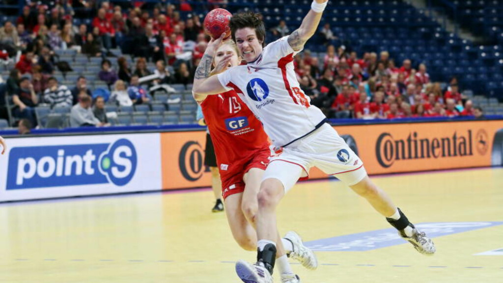 SKYTTERDRONNING: Anja Edin har scoret nest fleste mål av de norske så langt i EM, med 24 fulltreffere. Hun håper å fortsette målrushet i EM-semifinalen mot Ungarn i dag. Foto: Håkon Mosvold Larsen / NTB scanpix SKYTTERDRONNING: Anja Edin har scoret nest fleste mål av de norske så langt i EM, med 24 fulltreffere. Hun håper å fortsette målrushet i EM-semifinalen mot Ungarn i dag. Foto: Håkon Mosvold Larsen / NTB scanpix