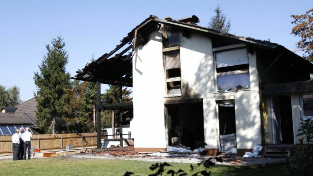 ETTER BRANNEN: Dette er huset Breno leide i i Grünwald utenfor München. Foto: AP /dapd/ Sebastian Widmann ETTER BRANNEN: Dette er huset Breno leide i i Grünwald utenfor München. Foto: AP /dapd/ Sebastian Widmann