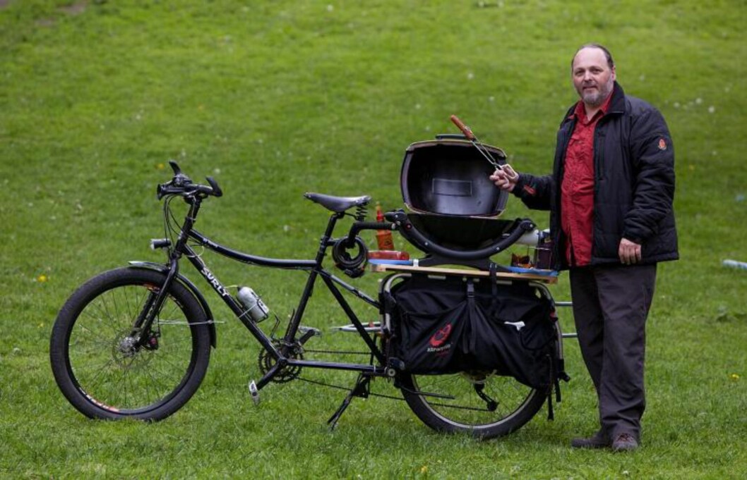 HAUKUR MORTHENS: kan velge mellom grill eller gjester på sykkelen. Foto: Geir Anders Rybakken Ørslien HAUKUR MORTHENS: kan velge mellom grill eller gjester på sykkelen. Foto: Geir Anders Rybakken Ørslien