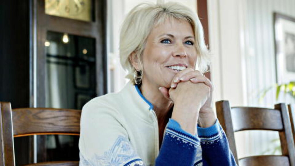 VELLYKKET SNUOPERASJON: - Det handler om å møte utfordringene, men samtidig ta vare på tradisjonene som strekker seg helt tilbake til 1879, sier Hilde om Dale of Norway.
Foto: NINA HANSEN / Dagbladet VELLYKKET SNUOPERASJON: - Det handler om å møte utfordringene, men samtidig ta vare på tradisjonene som strekker seg helt tilbake til 1879, sier Hilde om Dale of Norway.
Foto: NINA HANSEN / Dagbladet