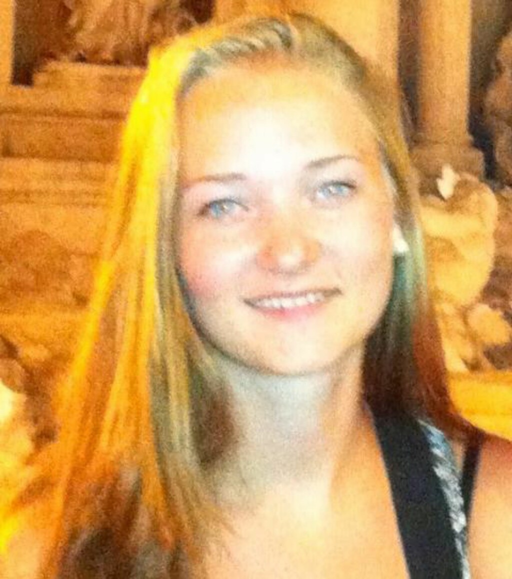 SAVNET: Sigrid Giskegjerde Schjetne (16) har ikke blitt sett siden klokka 00.00 natt til søndag. Foto: PRIVAT / POLITIET SAVNET: Sigrid Giskegjerde Schjetne (16) har ikke blitt sett siden klokka 00.00 natt til søndag. Foto: PRIVAT / POLITIET