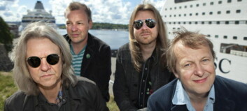 Sommerflørt mellom deLillos og Hellbillies Sommerflørt mellom deLillos og Hellbillies