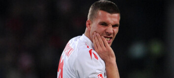 Köln truer Podolski med bøter etter avisintervju Köln truer Podolski med bøter etter avisintervju