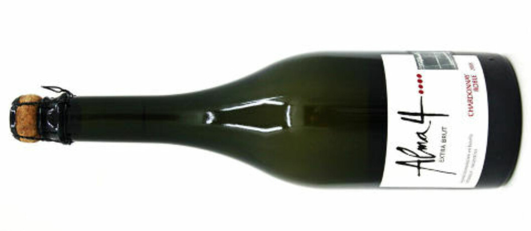<strong>STYR UNNA:</strong> Alma 4 Pinot Chardonnay 2008 Extra Brut fra Argentina får bare 60 poeng. Testens eneste ener. <strong>STYR UNNA:</strong> Alma 4 Pinot Chardonnay 2008 Extra Brut fra Argentina får bare 60 poeng. Testens eneste ener.