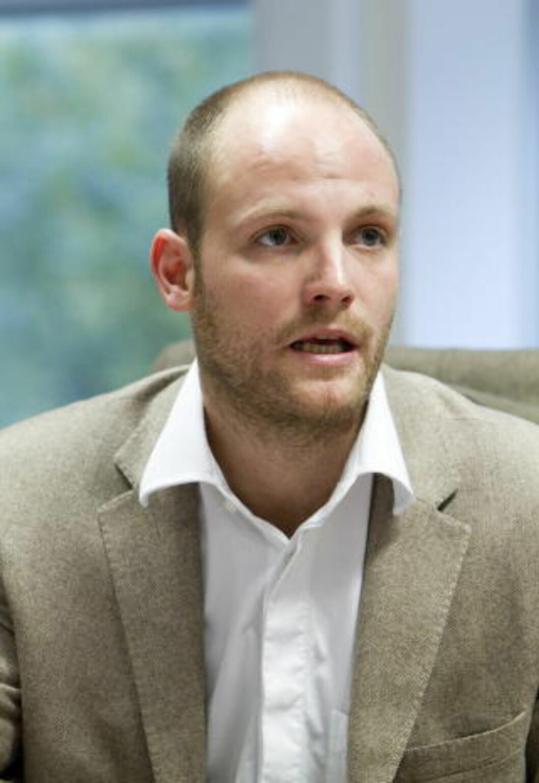 <strong>OPTIMIST:</strong> Marcus Rolandsen, styreleder i Stiftelsen Martines minnefond for rettferdighet, registrerer utviklingen i Jemen. Foto: Gorm Kallestad / Scanpix . <strong>OPTIMIST:</strong> Marcus Rolandsen, styreleder i Stiftelsen Martines minnefond for rettferdighet, registrerer utviklingen i Jemen. Foto: Gorm Kallestad / Scanpix .
