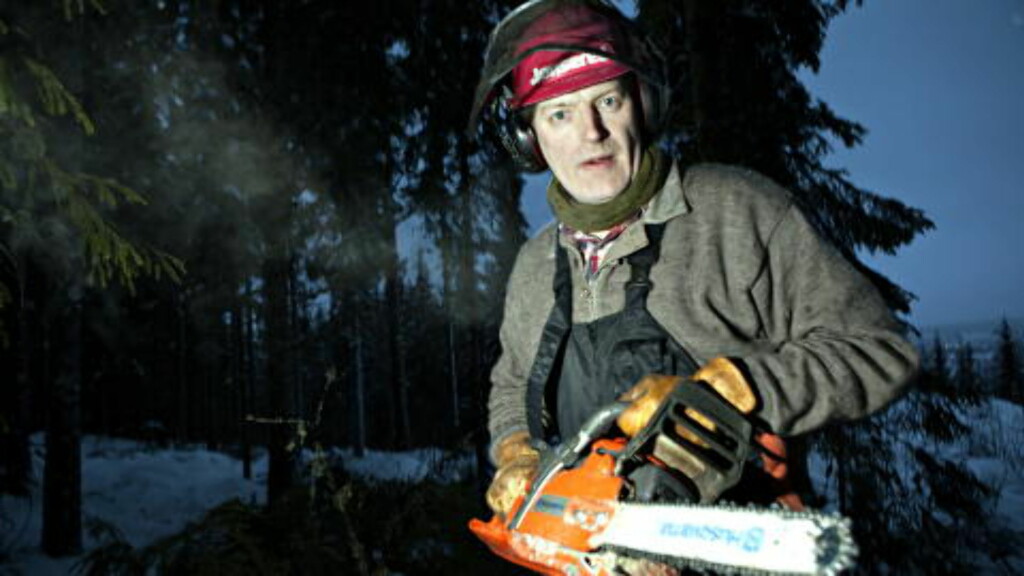 MANN OG MASKIN: Lars Mytting og hans favorittsag, en Husqvarna 353 G. MANN OG MASKIN: Lars Mytting og hans favorittsag, en Husqvarna 353 G.