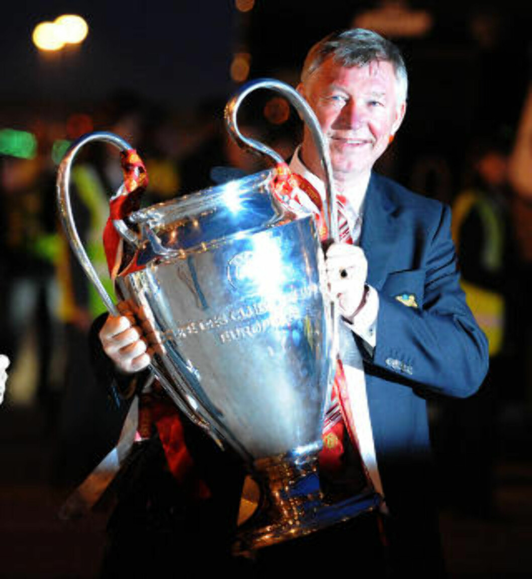 POKALHERREN: Alex Ferguson
har i løpet av sine 25 år som
manager i United løftet mange. Foto:
AFP PHOTO/ANDREW YATES POKALHERREN: Alex Ferguson
har i løpet av sine 25 år som
manager i United løftet mange. Foto:
AFP PHOTO/ANDREW YATES