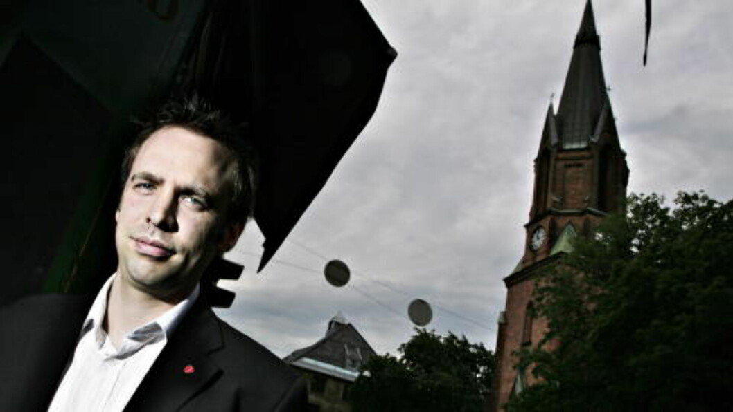 <strong>- MÅ TENKE NYTT:</strong> Arild Stokkan-Grande (Ap) støtter forslaget fra Martine Vik Magnussens far om et nytt system for straffeforfølgelse over landegrensene. Foto: Truls Brekke/Dagbladet <strong>- MÅ TENKE NYTT:</strong> Arild Stokkan-Grande (Ap) støtter forslaget fra Martine Vik Magnussens far om et nytt system for straffeforfølgelse over landegrensene. Foto: Truls Brekke/Dagbladet