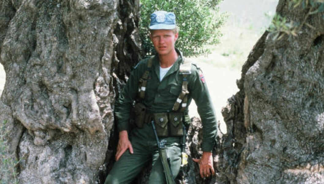<strong>TØRRLAGT:</strong> Kronikkforfatter og FN/Libanon-veteran Vidar Hansen er i dag tørrlagt alkoholiker. Bildet er fra da han tjente i Libanon i 1982. Foto: privat <strong>TØRRLAGT:</strong> Kronikkforfatter og FN/Libanon-veteran Vidar Hansen er i dag tørrlagt alkoholiker. Bildet er fra da han tjente i Libanon i 1982. Foto: privat