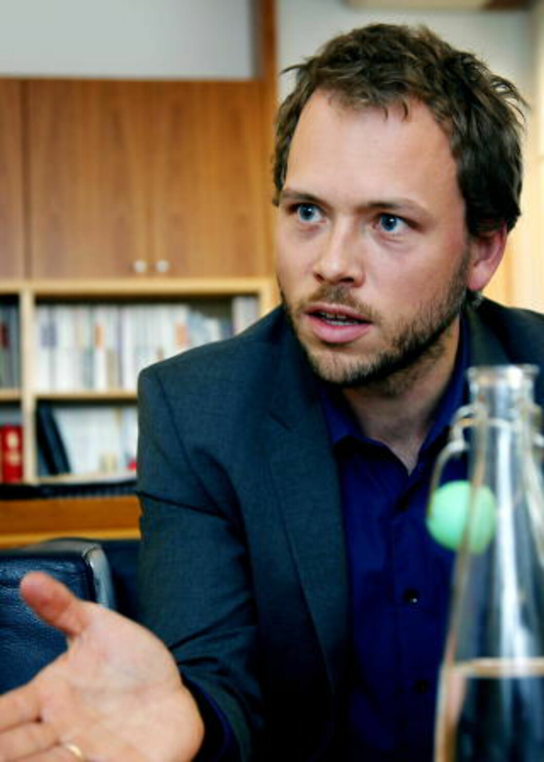 <strong>FORNØYD STATSRÅD:</strong> - Jeg er glad for at vi i denne saken har fått en tydelig avklaring. Jeg håper også at vi med denne dommen kan hindre at liknende situasjoner oppstår igjen, sier Audun Lysbakken til Dagbladet. Nå venter han og departementet på at politiet fullfører etterforskningen av saken. Foto: Jacques Hvistendahl <strong>FORNØYD STATSRÅD:</strong> - Jeg er glad for at vi i denne saken har fått en tydelig avklaring. Jeg håper også at vi med denne dommen kan hindre at liknende situasjoner oppstår igjen, sier Audun Lysbakken til Dagbladet. Nå venter han og departementet på at politiet fullfører etterforskningen av saken. Foto: Jacques Hvistendahl
