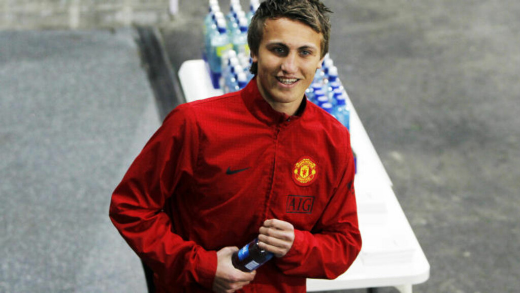 UNITED-SPILLER: Magnus Wolff Eikrem var United-spiller fra 2007 til 2010. I dag spiller han for Molde mot VIF, dersom en kneskade ikke hindrer ham.
Foto: Heiko Junge / Scanpix UNITED-SPILLER: Magnus Wolff Eikrem var United-spiller fra 2007 til 2010. I dag spiller han for Molde mot VIF, dersom en kneskade ikke hindrer ham.
Foto: Heiko Junge / Scanpix