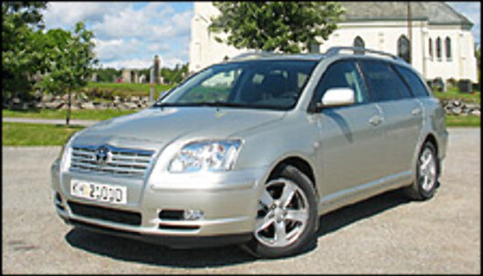 3: Toyota Avensis - mest populære mellomklassebil 3: Toyota Avensis - mest populære mellomklassebil
