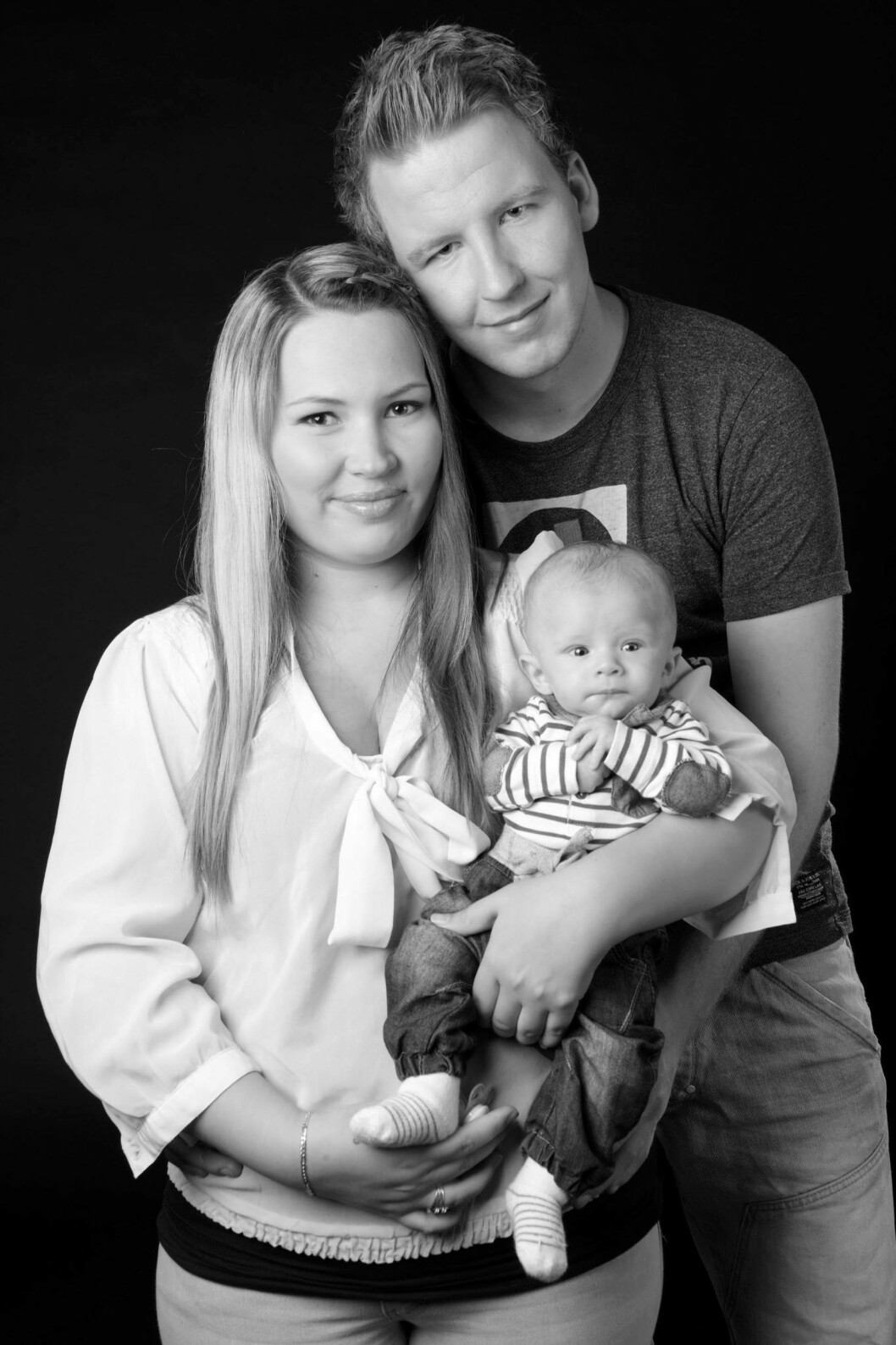 VANSKELIG SVANGERSKAP: Linn Karin og Kristoffer sammen med sønnen Patrick. Foto: Privat VANSKELIG SVANGERSKAP: Linn Karin og Kristoffer sammen med sønnen Patrick. Foto: Privat
