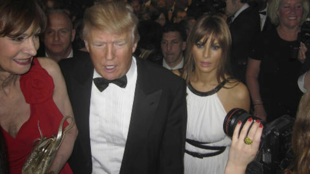 PÅ MIDDAG: Donald Trump kom sammen med kona Melania (til høyre). Foto: REUTERS/Jim Bourg/Scanpix PÅ MIDDAG: Donald Trump kom sammen med kona Melania (til høyre). Foto: REUTERS/Jim Bourg/Scanpix