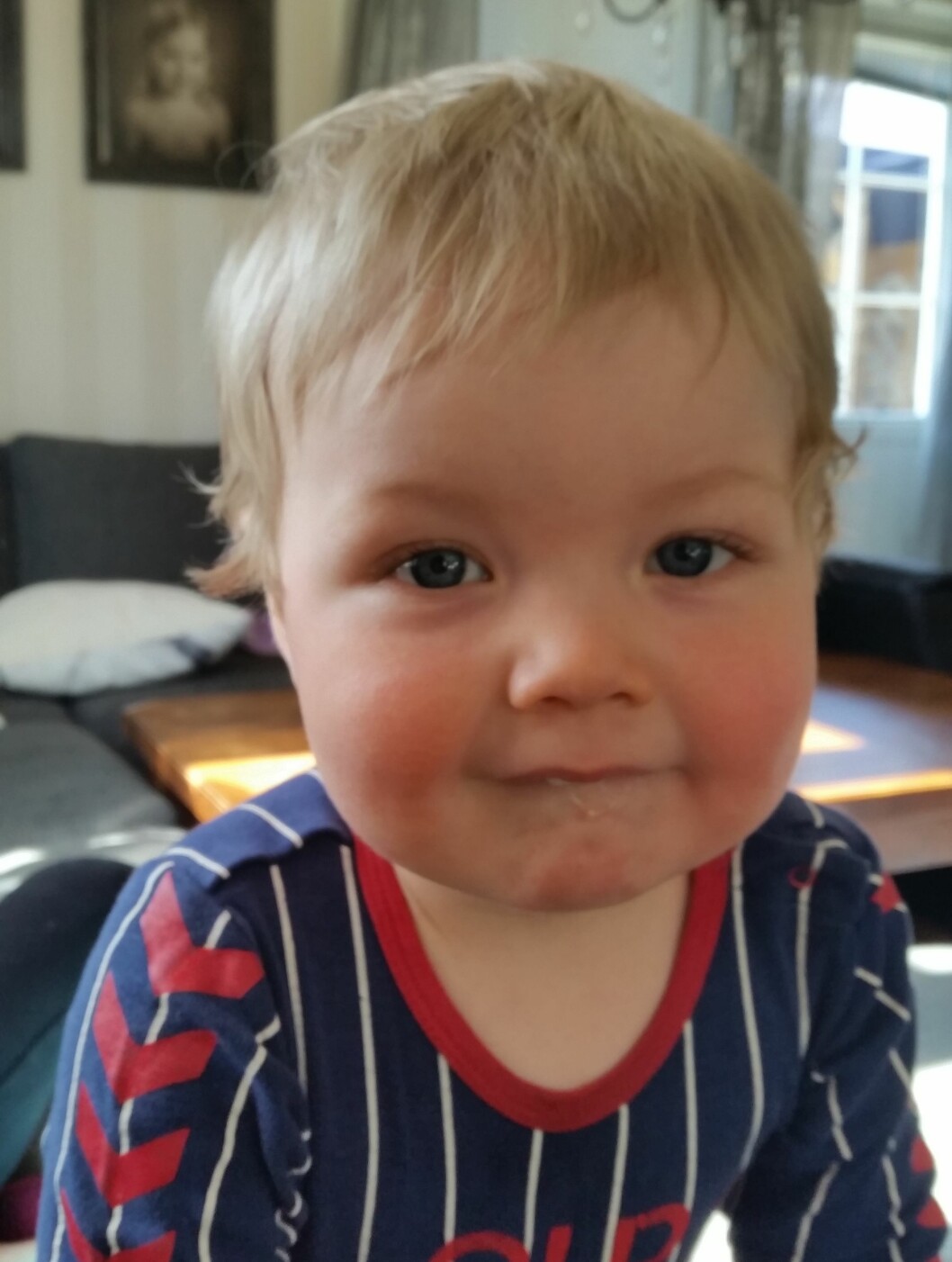 FIN GUTT: Sander er i dag en ett år gammel krabat som liker å være både høyt og lavt. Foto: Privat FIN GUTT: Sander er i dag en ett år gammel krabat som liker å være både høyt og lavt. Foto: Privat
