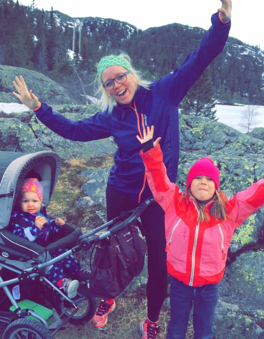 GLAD MAMMA: Jeanette synes noe av det verste med HG, er at hun ikke klarer å være sosial når det står på som verst. Foto: Privat GLAD MAMMA: Jeanette synes noe av det verste med HG, er at hun ikke klarer å være sosial når det står på som verst. Foto: Privat