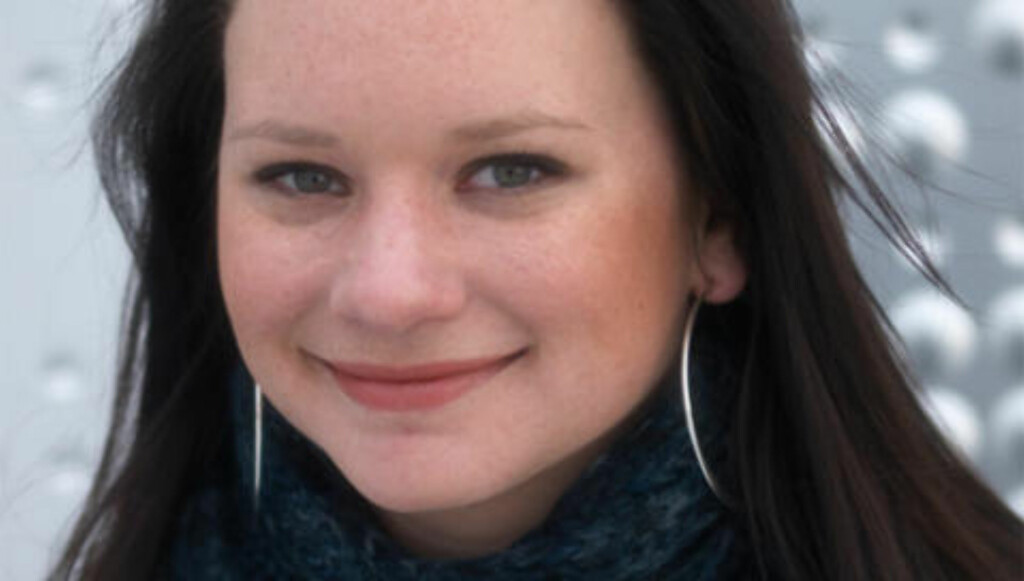 UNG VETERAN: Mari Moen Holsve (24) har allerede rukket å gi ut tre fantasybøker for ungdom. «Halvgudene» er første bok i en ny serie. Foto: CAPPELEN DAMM UNG VETERAN: Mari Moen Holsve (24) har allerede rukket å gi ut tre fantasybøker for ungdom. «Halvgudene» er første bok i en ny serie. Foto: CAPPELEN DAMM