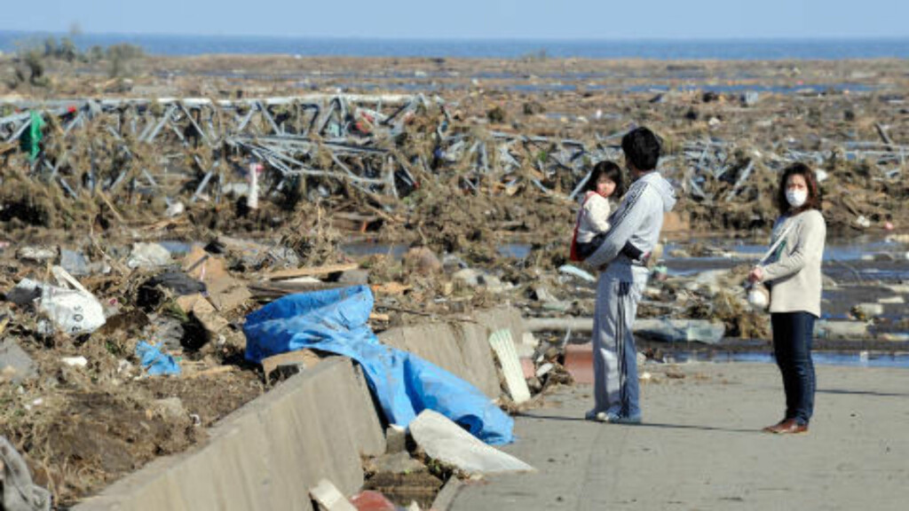 TSUNAMI: Byen Minamisoma, som Hiromitsu Shinkawa ble skylt til havs fra, er knust. Foto: AFP PHOTO/KAZUHIRO NOGI/Scanpix TSUNAMI: Byen Minamisoma, som Hiromitsu Shinkawa ble skylt til havs fra, er knust. Foto: AFP PHOTO/KAZUHIRO NOGI/Scanpix