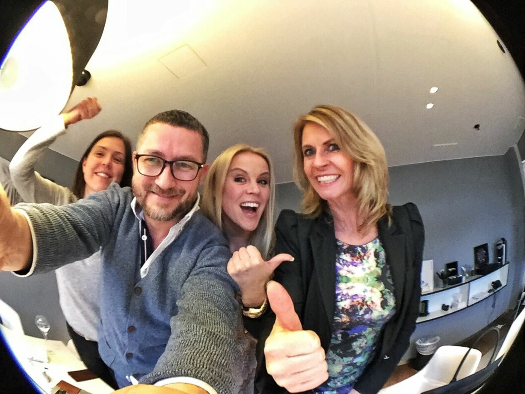EN ENSTEMMIG JURY: Journalist Anette Snarby, kommunikasjonsrådgiver Hans-Petter Nygård-Hansen, programleder Johanna Grønneberg Mesa og forlagsredaktør i Aller, Ellen Arnstad. Foto: Hans-Petter Nygård-Hansen EN ENSTEMMIG JURY: Journalist Anette Snarby, kommunikasjonsrådgiver Hans-Petter Nygård-Hansen, programleder Johanna Grønneberg Mesa og forlagsredaktør i Aller, Ellen Arnstad. Foto: Hans-Petter Nygård-Hansen