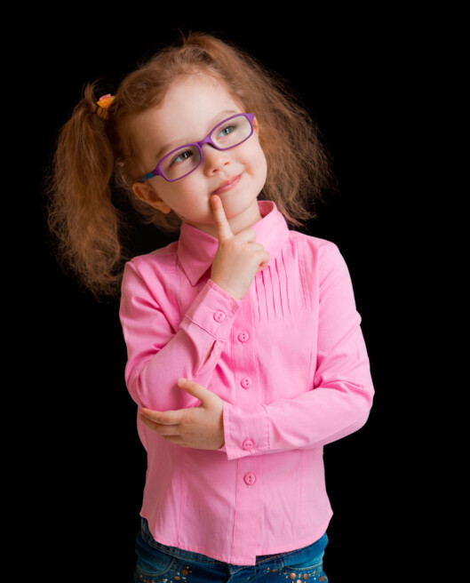 LØSNINGEN: En brille løser problemet! Foto: Shutterstock.com © LØSNINGEN: En brille løser problemet! Foto: Shutterstock.com ©