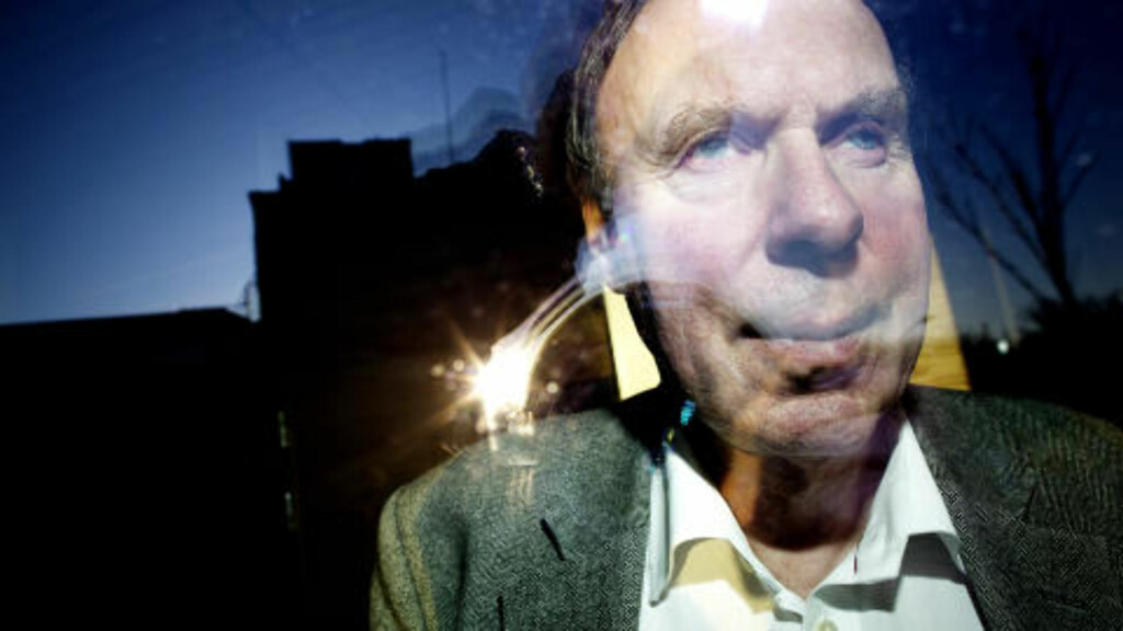 VÅTERE OG VARMERE: Ingen snøgaranti i 2022 fra direktør Anton Eliassen ved Meteorologisk institutt. FOTO: TOMM W. CHRISTIANSEN / DAGBLADET. VÅTERE OG VARMERE: Ingen snøgaranti i 2022 fra direktør Anton Eliassen ved Meteorologisk institutt. FOTO: TOMM W. CHRISTIANSEN / DAGBLADET.