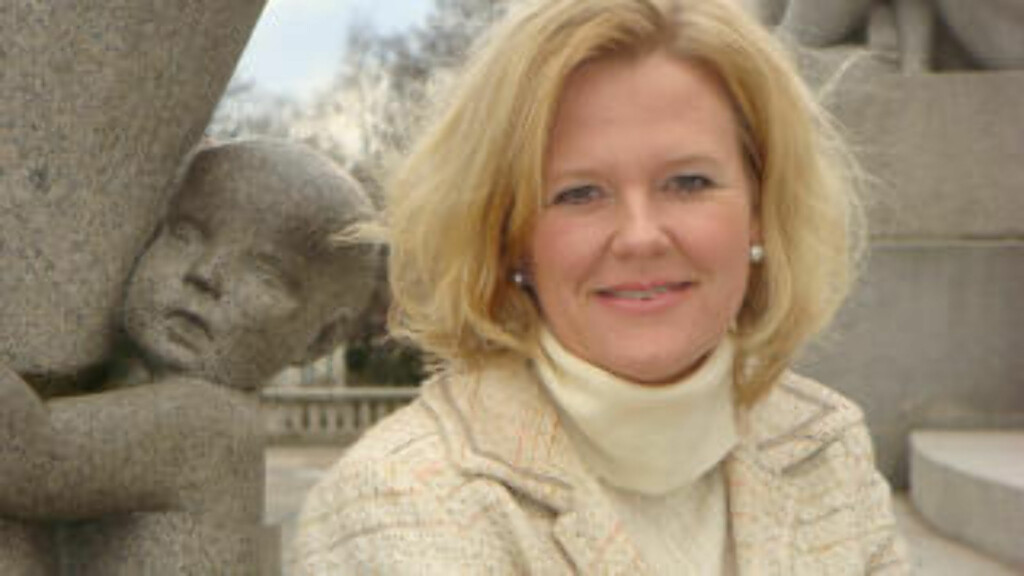 Thea W. Totland er advokat og spesialist i barns rettigheter. Thea W. Totland er advokat og spesialist i barns rettigheter.