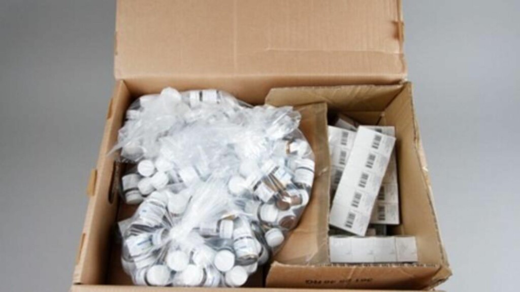 BER PRODUSENTENE TA ANSVAR: - Her er det viktig at produsentene tar en ansvar og finner ut hvordan disse pillene ender opp på det illegale markedet, sier Eivind Borge fra Kripos. Foto: POLITIET BER PRODUSENTENE TA ANSVAR: - Her er det viktig at produsentene tar en ansvar og finner ut hvordan disse pillene ender opp på det illegale markedet, sier Eivind Borge fra Kripos. Foto: POLITIET