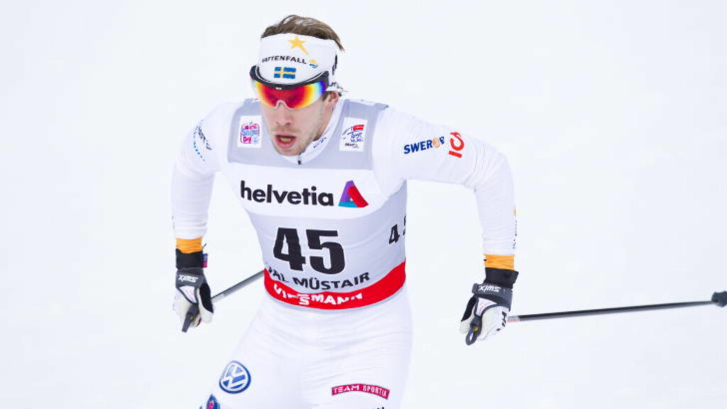 SYNDEREN:
Emil Jönsson brakk staven til Øystein Pettersen ved et uhell.
Foto: Vegard Grøtt / NTB scanpix SYNDEREN:
Emil Jönsson brakk staven til Øystein Pettersen ved et uhell.
Foto: Vegard Grøtt / NTB scanpix