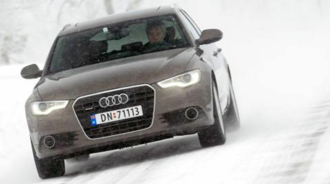 <strong>AUDI A6 3,0 TDI QUATTRO:</strong> Billigst av de dyre A6-ene med firehjulsdrift. God motor og avansert firehjulsdriftssystem gir en herlig kjøreopplevelse. FOTO: Egil Nordlien, HM Foto <strong>AUDI A6 3,0 TDI QUATTRO:</strong> Billigst av de dyre A6-ene med firehjulsdrift. God motor og avansert firehjulsdriftssystem gir en herlig kjøreopplevelse. FOTO: Egil Nordlien, HM Foto
