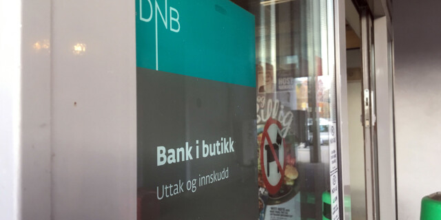 Bankkort Unnga A Betale Ekstra Nar Du Bruker Kort Dinside