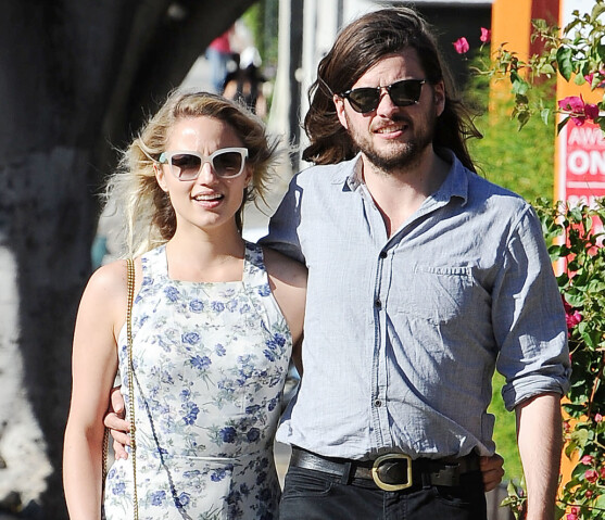 GODT GIFT: Dianna Agron har vært gift med Mumford & Sons-medlem Winston Marshall siden 2016. Foto: NTB Scanpix GODT GIFT: Dianna Agron har vært gift med Mumford & Sons-medlem Winston Marshall siden 2016. Foto: NTB Scanpix