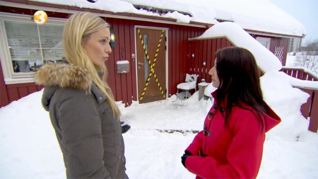 SKUMMELT: I dag beskriver Kathrine (t.h) Silje Sandmæls beskjed om tvangssalg som en situasjon preget av sjokk og handlingslammelse. Foto: TV3 SKUMMELT: I dag beskriver Kathrine (t.h) Silje Sandmæls beskjed om tvangssalg som en situasjon preget av sjokk og handlingslammelse. Foto: TV3